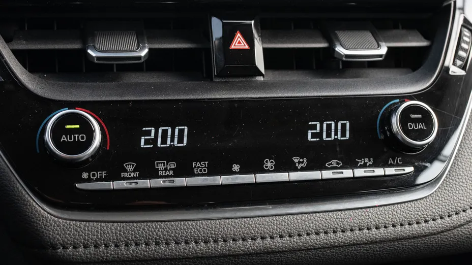 TOYOTA Corolla Corolla 1.5 Comfort