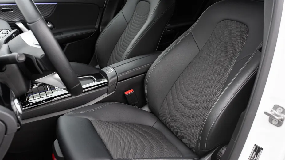 MERCEDES-BENZ A Klasa A 200 d Progressive 8G-DCT