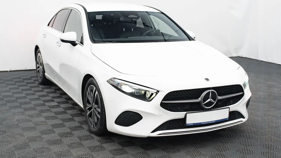MERCEDES-BENZ A Klasa A 200 d Progressive 8G-DCT