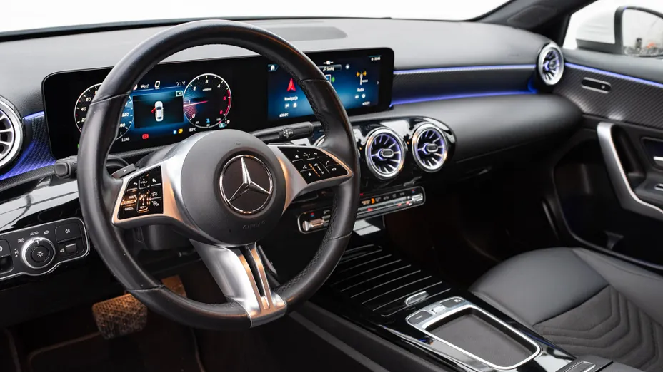 MERCEDES-BENZ A Klasa A 200 d Progressive 8G-DCT