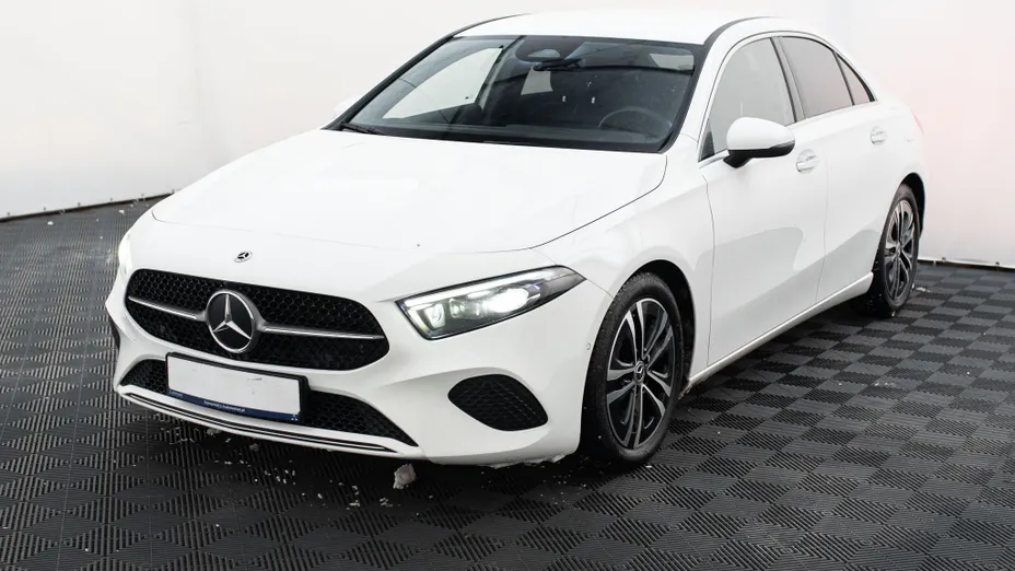 MERCEDES-BENZ A Klasa A 200 d Progressive 8G-DCT