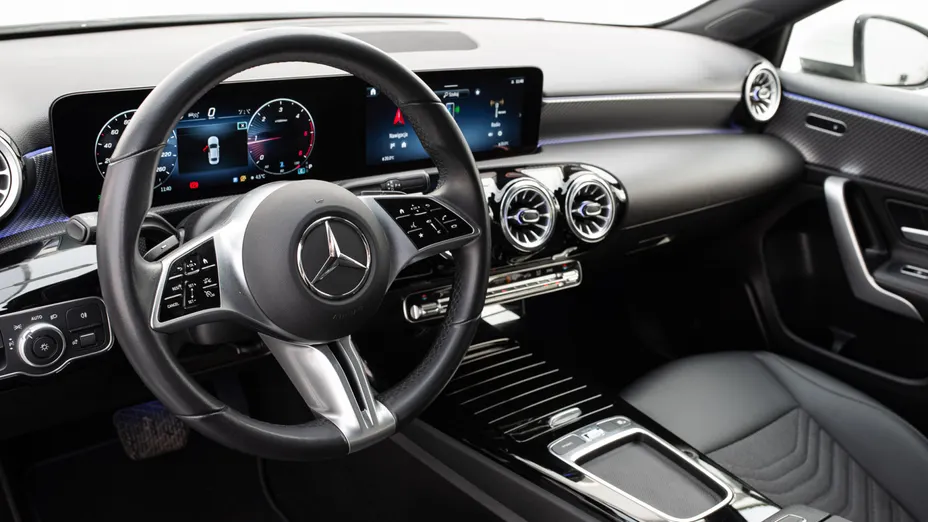 MERCEDES-BENZ A Klasa A 200 d Progressive 8G-DCT