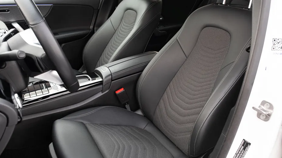 MERCEDES-BENZ A Klasa A 200 d Progressive 8G-DCT