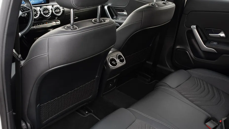 MERCEDES-BENZ A Klasa A 200 d Progressive 8G-DCT