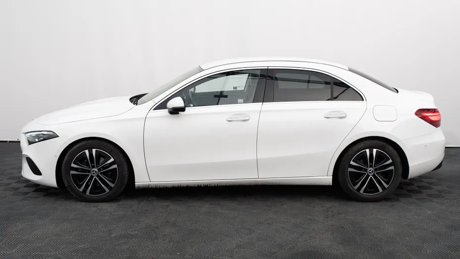 MERCEDES-BENZ A Klasa A 200 d Progressive 8G-DCT