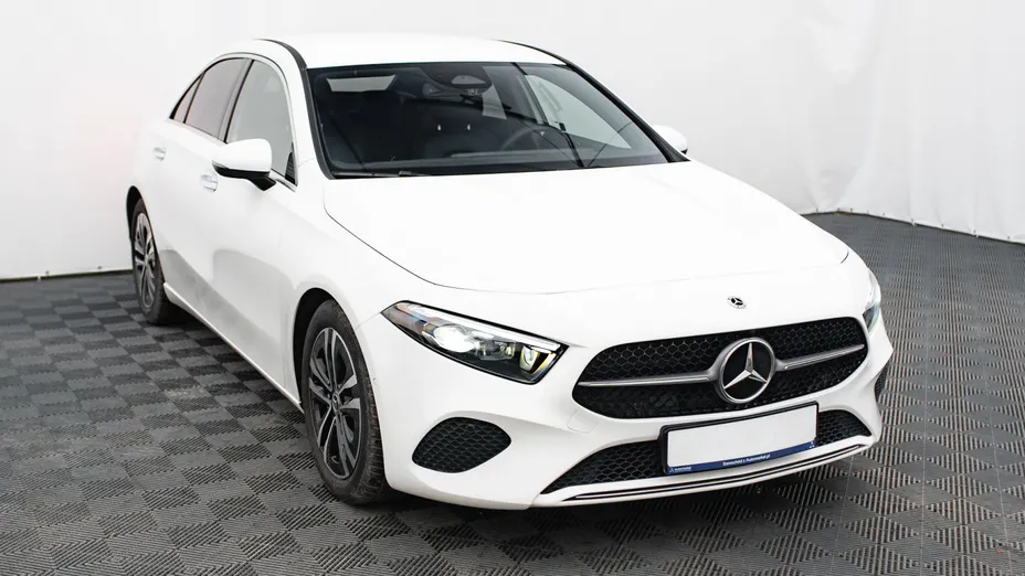 MERCEDES-BENZ A Klasa A 200 d Progressive 8G-DCT