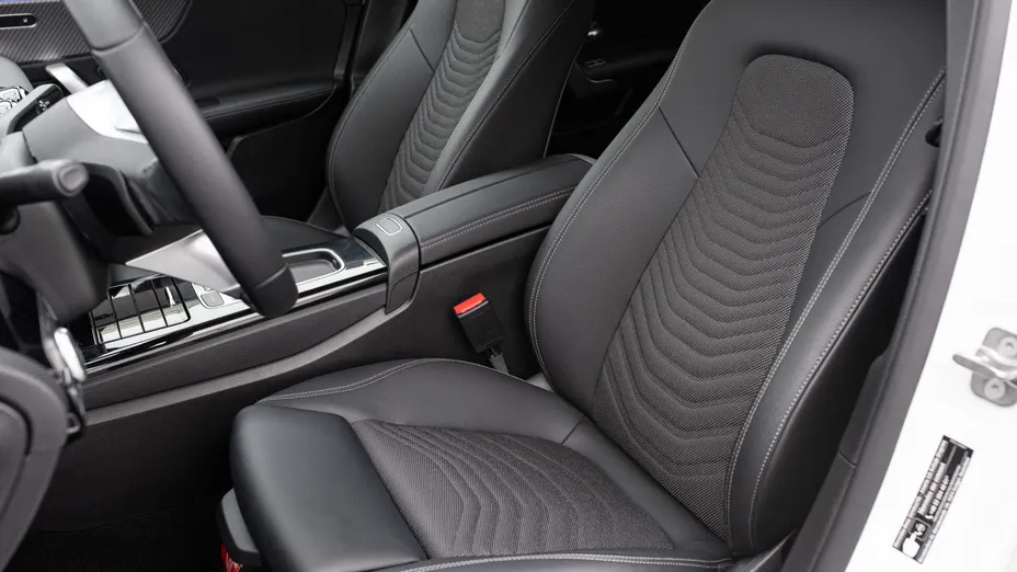 MERCEDES-BENZ A Klasa A 200 d Progressive 8G-DCT