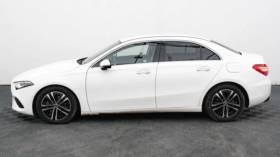 MERCEDES-BENZ A Klasa A 200 d Progressive 8G-DCT