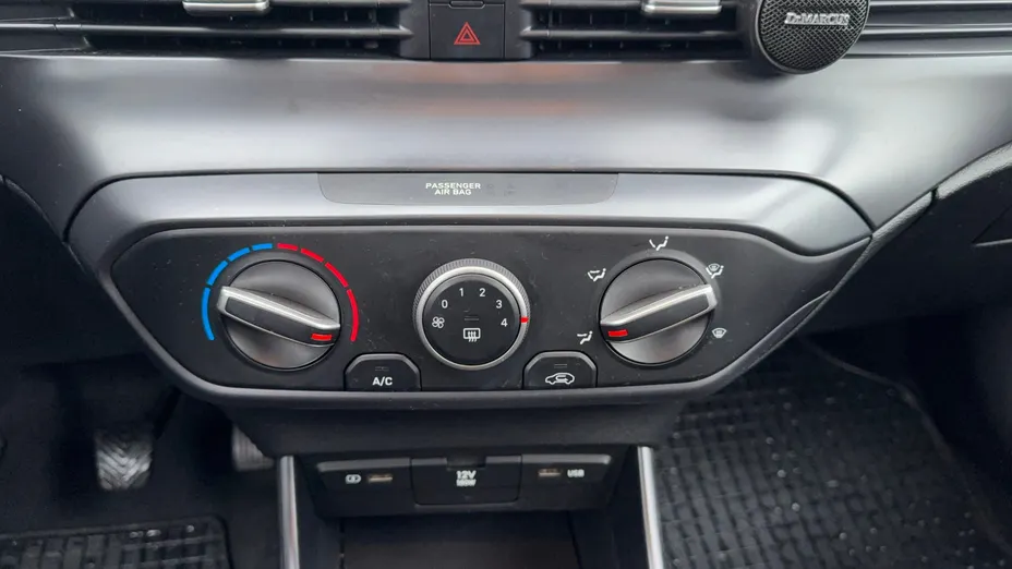 HYUNDAI i20 i20 1.2 Pure