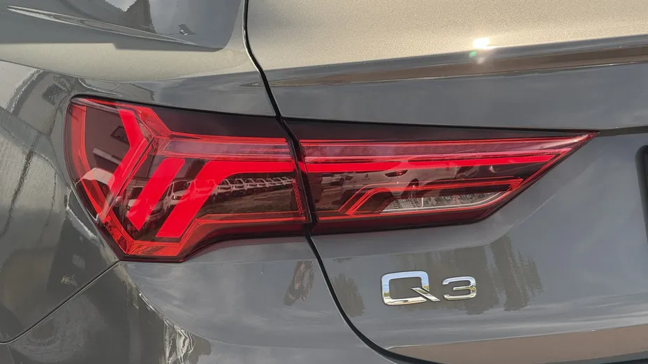 AUDI Q3 Q3 35 TFSI mHEV S tronic