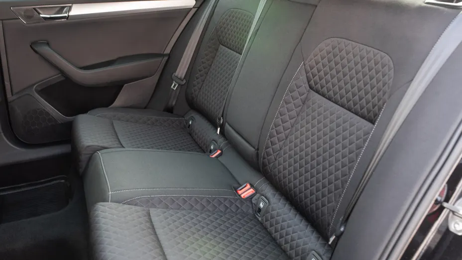 SKODA Superb Superb 2.0 TSI Ambition DSG