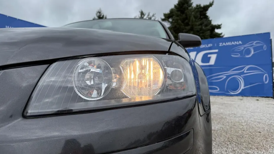 AUDI A3 -