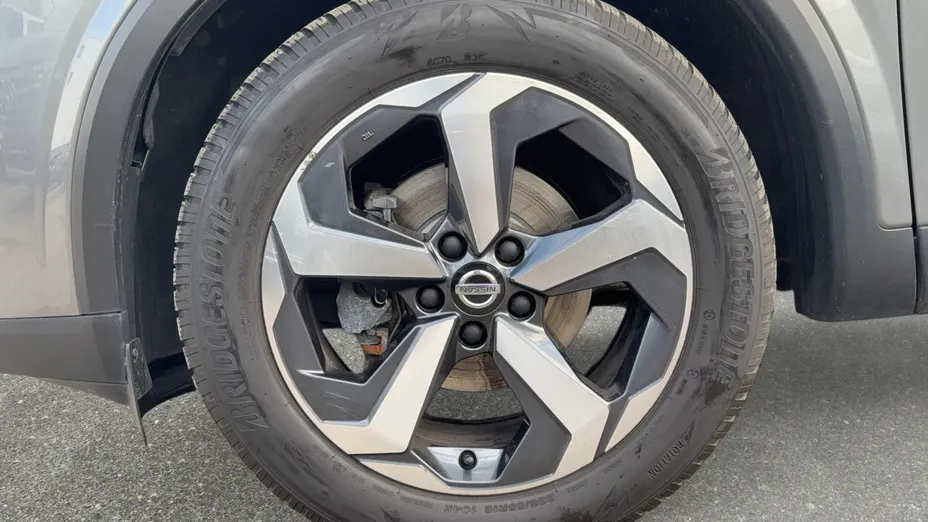 NISSAN Qashqai Qashqai 1.3 DIG-T mHEV Premiere Edition