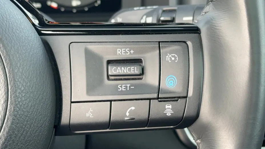 NISSAN Qashqai Qashqai 1.3 DIG-T mHEV Premiere Edition