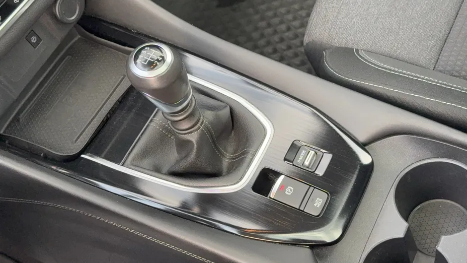 NISSAN Qashqai Qashqai 1.3 DIG-T mHEV Premiere Edition