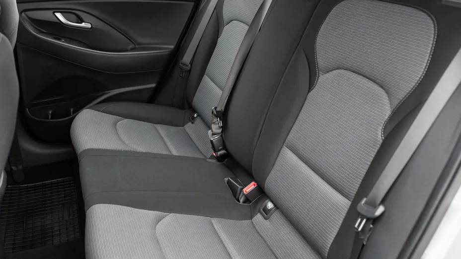 HYUNDAI i30 i30 1.0 T-GDI Modern