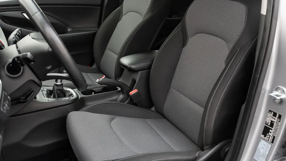 HYUNDAI i30 i30 1.0 T-GDI Modern
