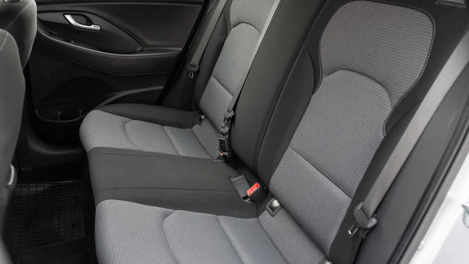 HYUNDAI i30 i30 1.0 T-GDI Modern