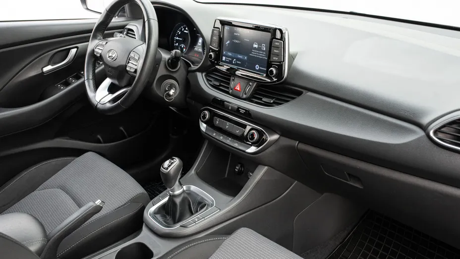HYUNDAI i30 i30 1.0 T-GDI Modern