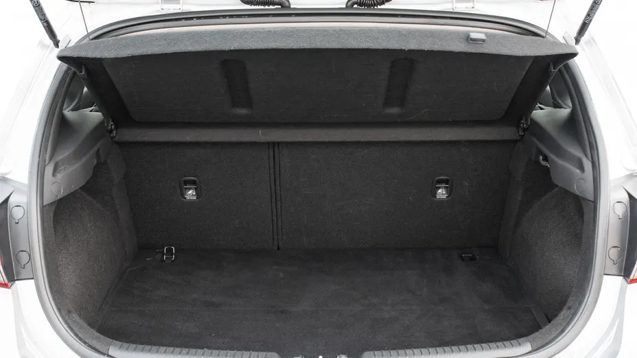 HYUNDAI i30 i30 1.0 T-GDI Modern