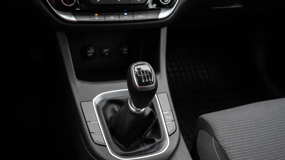 HYUNDAI i30 i30 1.0 T-GDI Modern