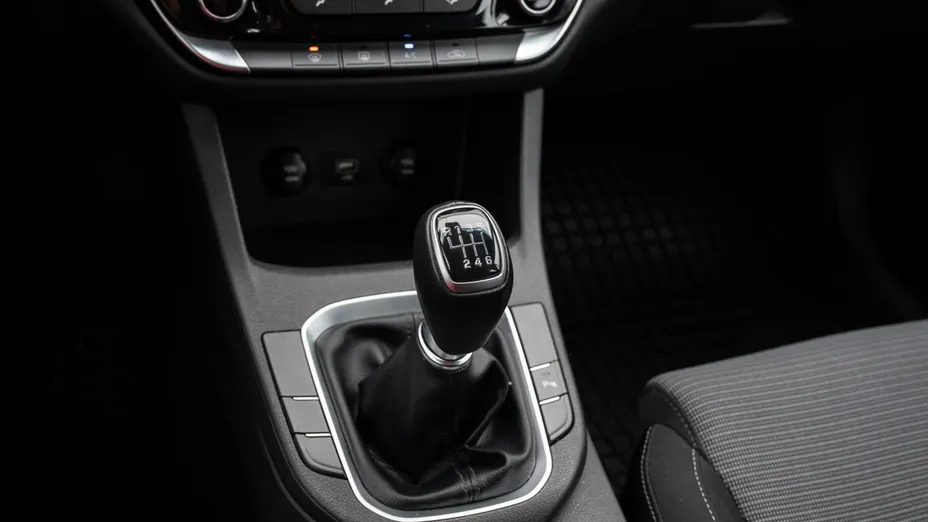 HYUNDAI i30 i30 1.0 T-GDI Modern