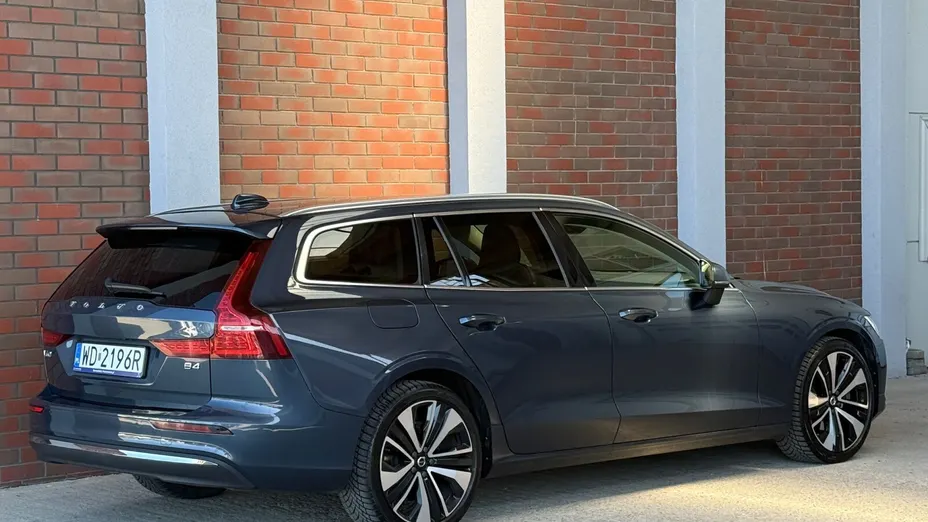 VOLVO V60 V60 B4 B Plus Bright aut