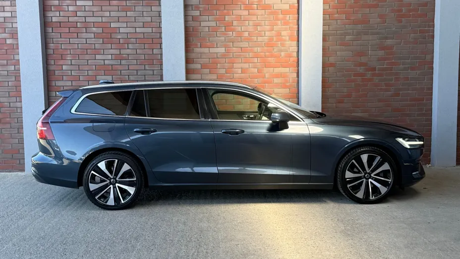 VOLVO V60 V60 B4 B Plus Bright aut