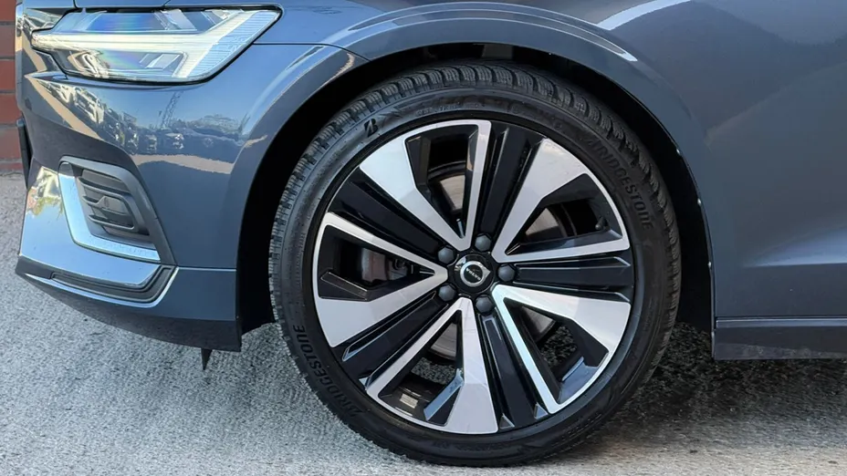 VOLVO V60 V60 B4 B Plus Bright aut