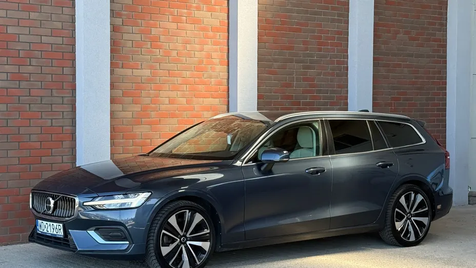 VOLVO V60 V60 B4 B Plus Bright aut