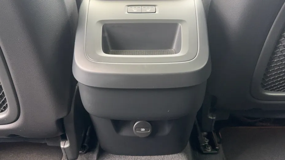 VOLVO XC60 XC60 B4 D AWD Plus Bright aut