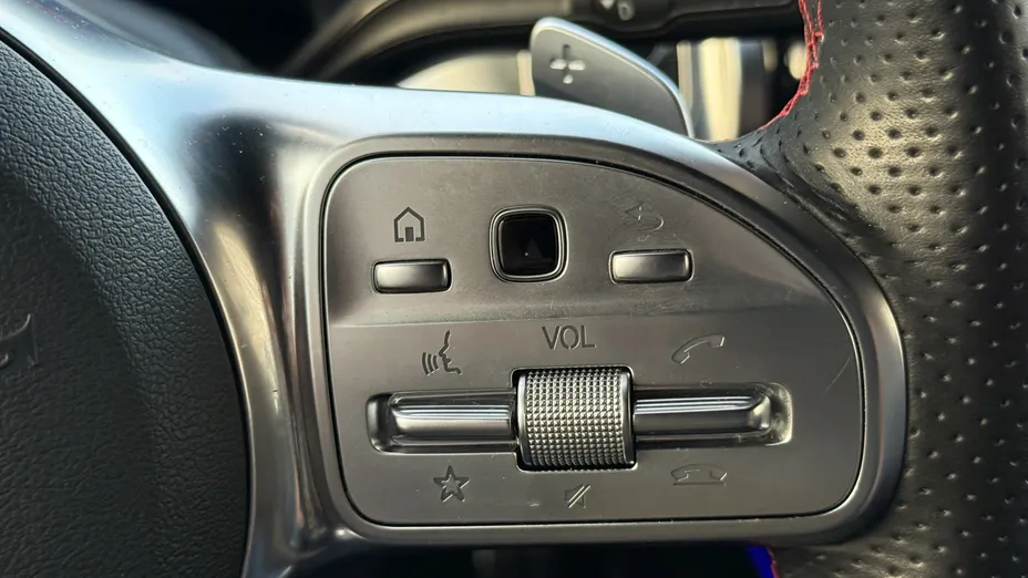 MERCEDES-BENZ EQB EQB 250 66.5kWh AMG