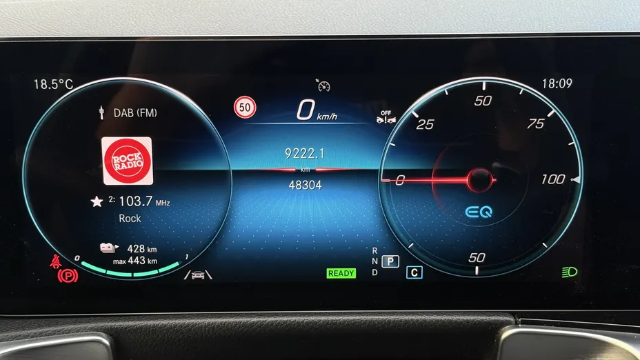 MERCEDES-BENZ EQB EQB 250 66.5kWh AMG