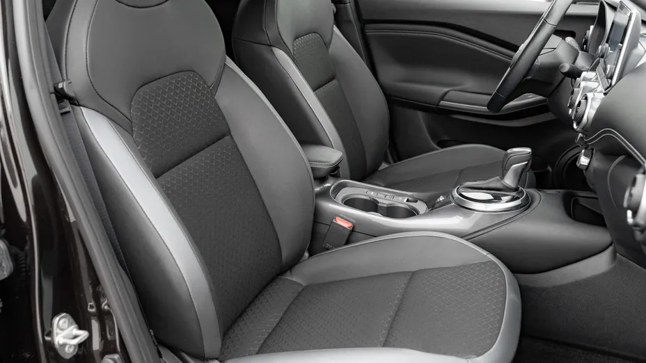 NISSAN Juke Juke 1.6 Hybrid N-Connecta AMT