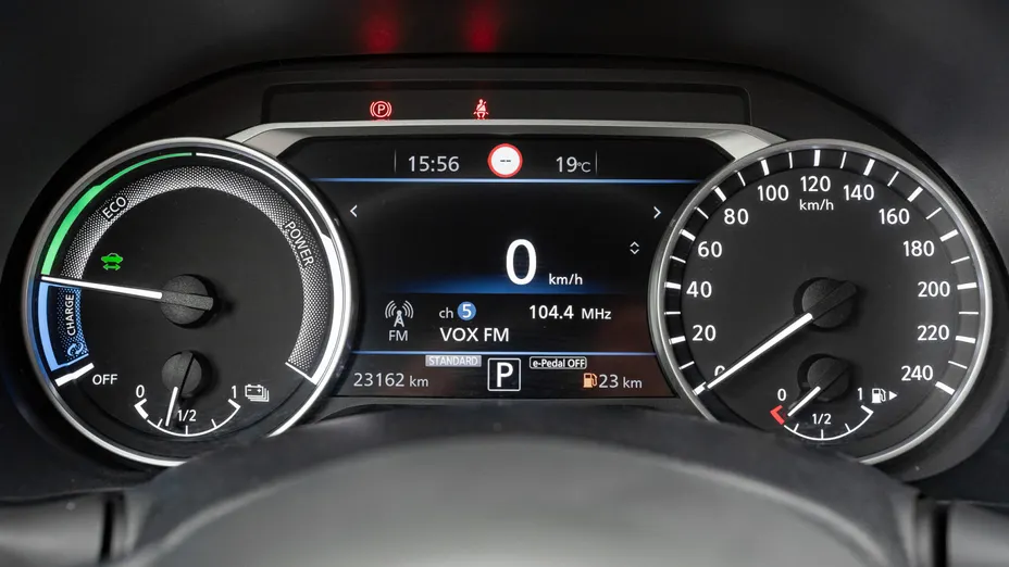 NISSAN Juke Juke 1.6 Hybrid N-Connecta AMT