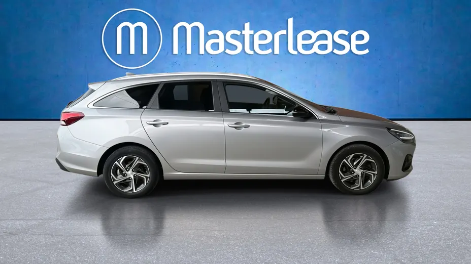 HYUNDAI i30 i30 1.5 T-GDI 48V Smart