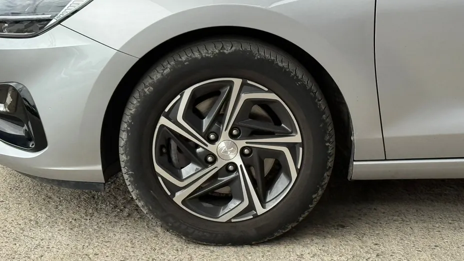 HYUNDAI i30 i30 1.5 T-GDI 48V Smart