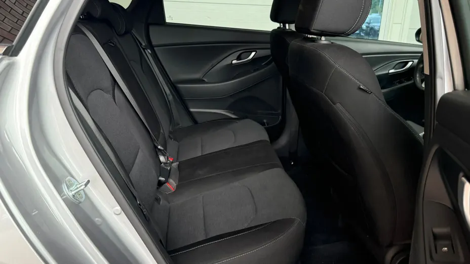HYUNDAI i30 i30 1.5 T-GDI 48V Smart
