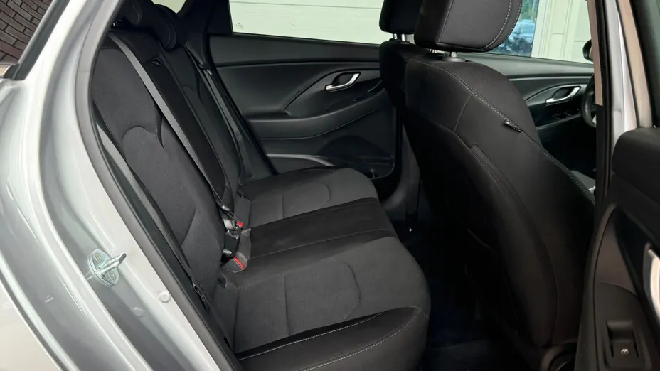 HYUNDAI i30 i30 1.5 T-GDI 48V Smart