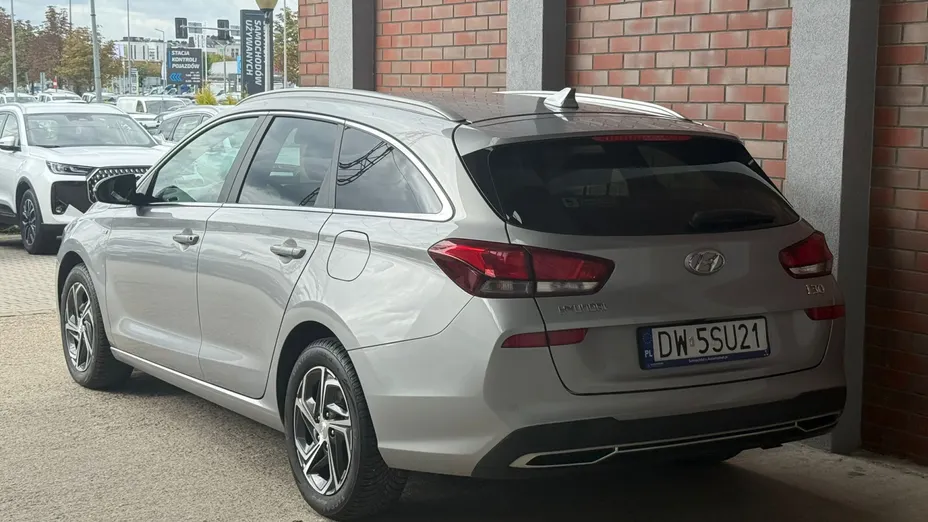 HYUNDAI i30 i30 1.5 T-GDI 48V Smart