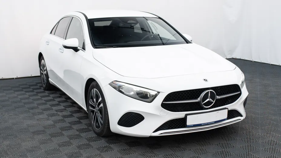 MERCEDES-BENZ A Klasa A 200 d Progressive 8G-DCT