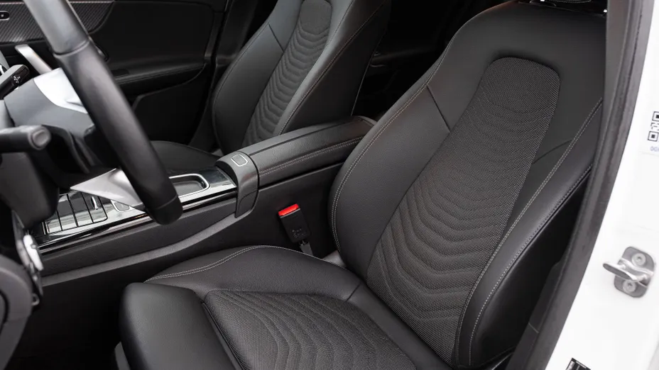 MERCEDES-BENZ A Klasa A 200 d Progressive 8G-DCT