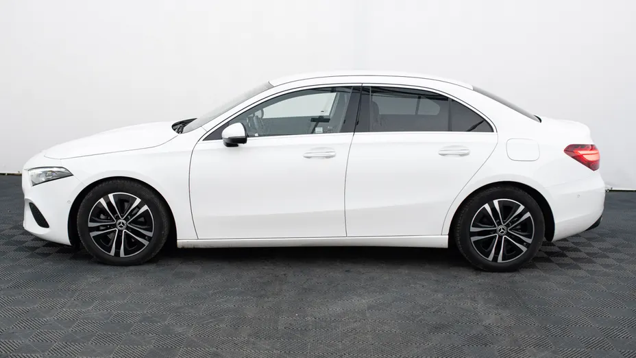 MERCEDES-BENZ A Klasa A 200 d Progressive 8G-DCT