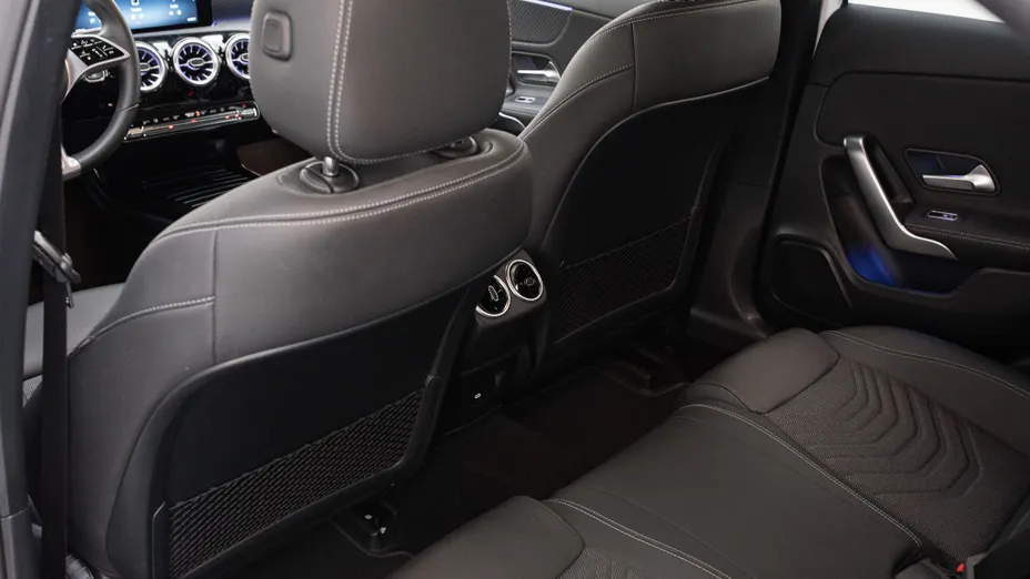 MERCEDES-BENZ A Klasa A 200 d Progressive 8G-DCT