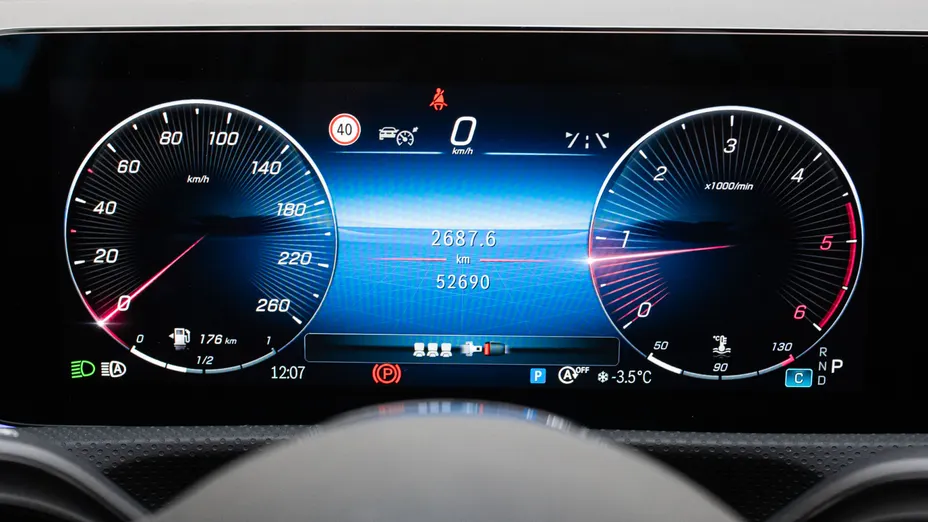 MERCEDES-BENZ A Klasa A 200 d Progressive 8G-DCT