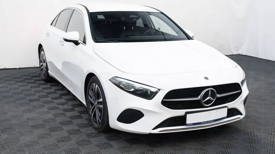 MERCEDES-BENZ A Klasa A 200 d Progressive 8G-DCT