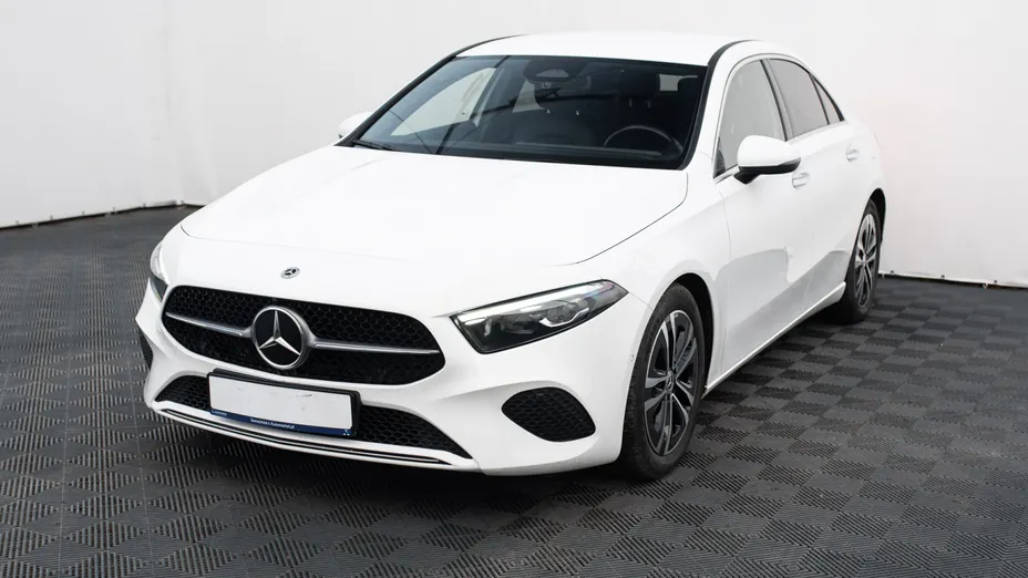 MERCEDES-BENZ A Klasa A 200 d Progressive 8G-DCT