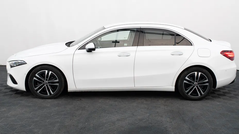 MERCEDES-BENZ A Klasa A 200 d Progressive 8G-DCT