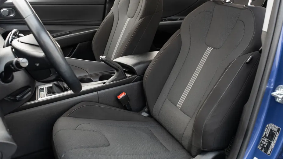 HYUNDAI Elantra Elantra 1.6 Modern