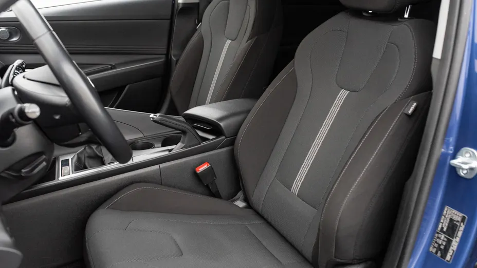 HYUNDAI Elantra Elantra 1.6 Modern